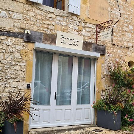 Au Bonheur Des Ruelles Bed and Breakfast Monpazier Exteriör bild